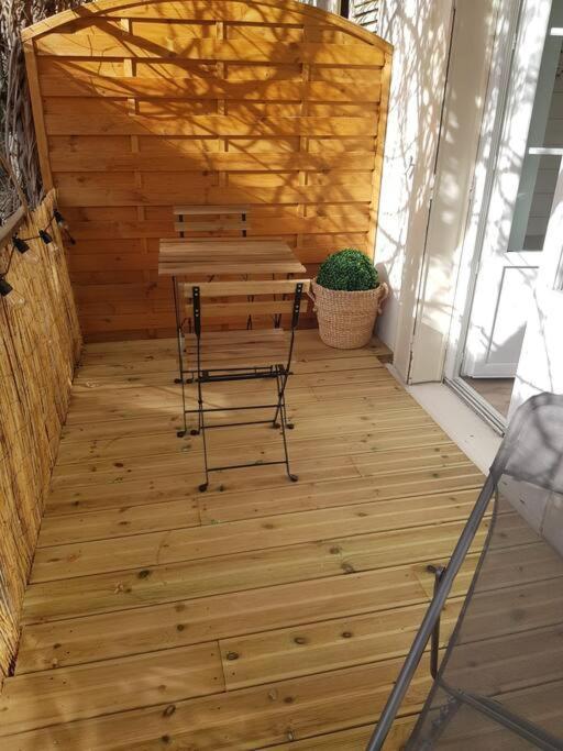 Studio Avec Terrasse Hyper Centre Vichy Exterior photo